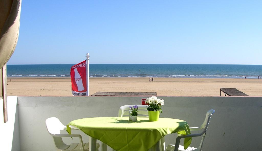 Apartamentos Calypso Punta Umbria Ruang foto